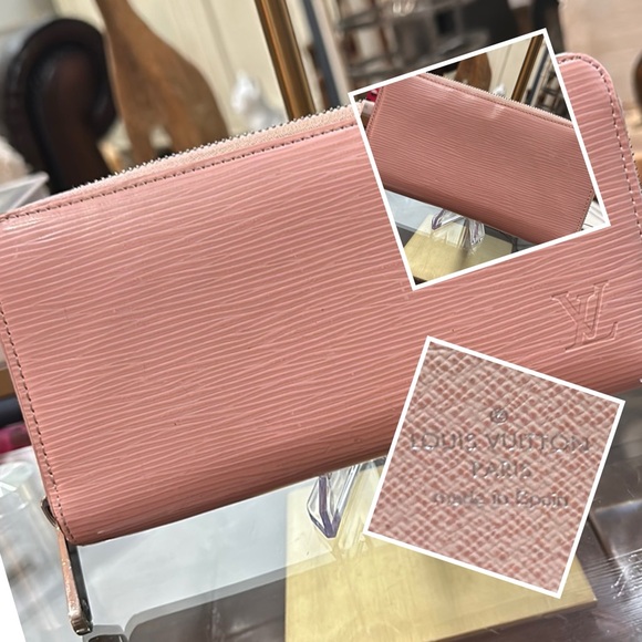 Authentic Louis Vuitton Epi Zip Wallet in Light Pink, RARE Silver Foil Lettering - Picture 1 of 16